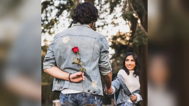 7 Long Distance Dating Tips That Help You Stay Connected